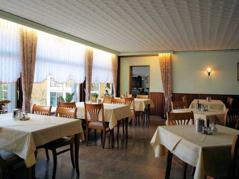 Hotel-Pension Ursula Бад-Закса Экстерьер фото